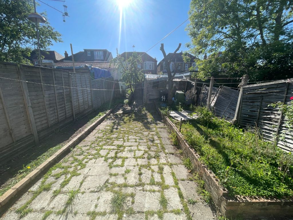 Property photo 1 of 14 4170770