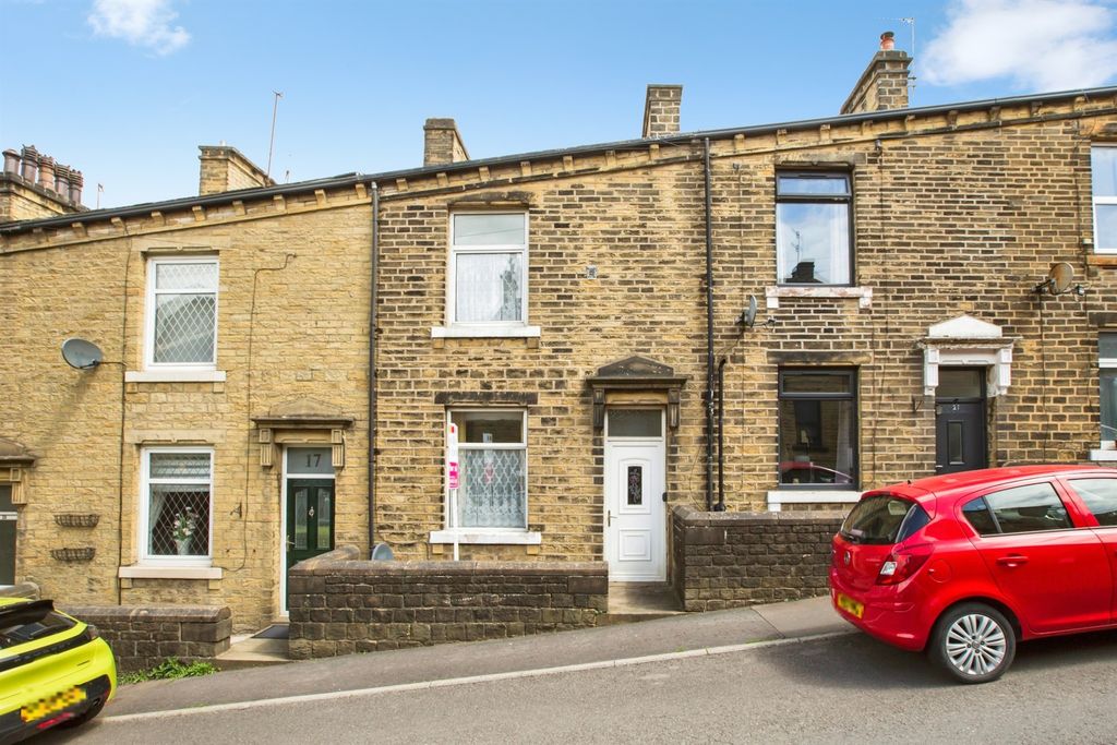 Property photo 1 of 12