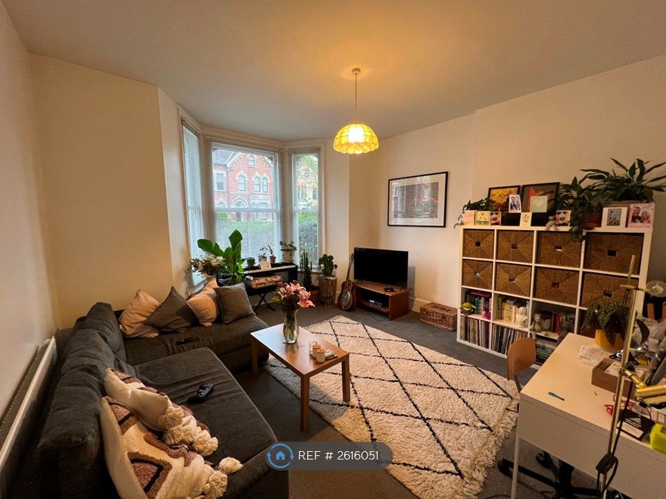 Property photo 1 of 8 Lounge