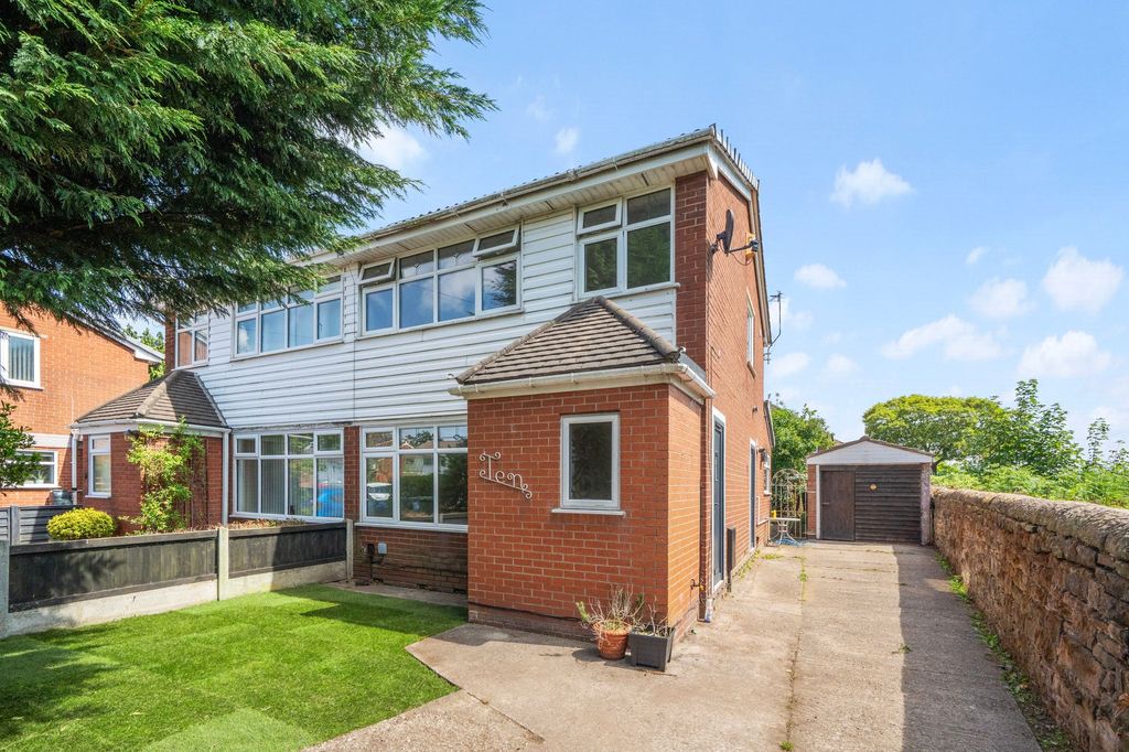 Property photo 1 of 23
