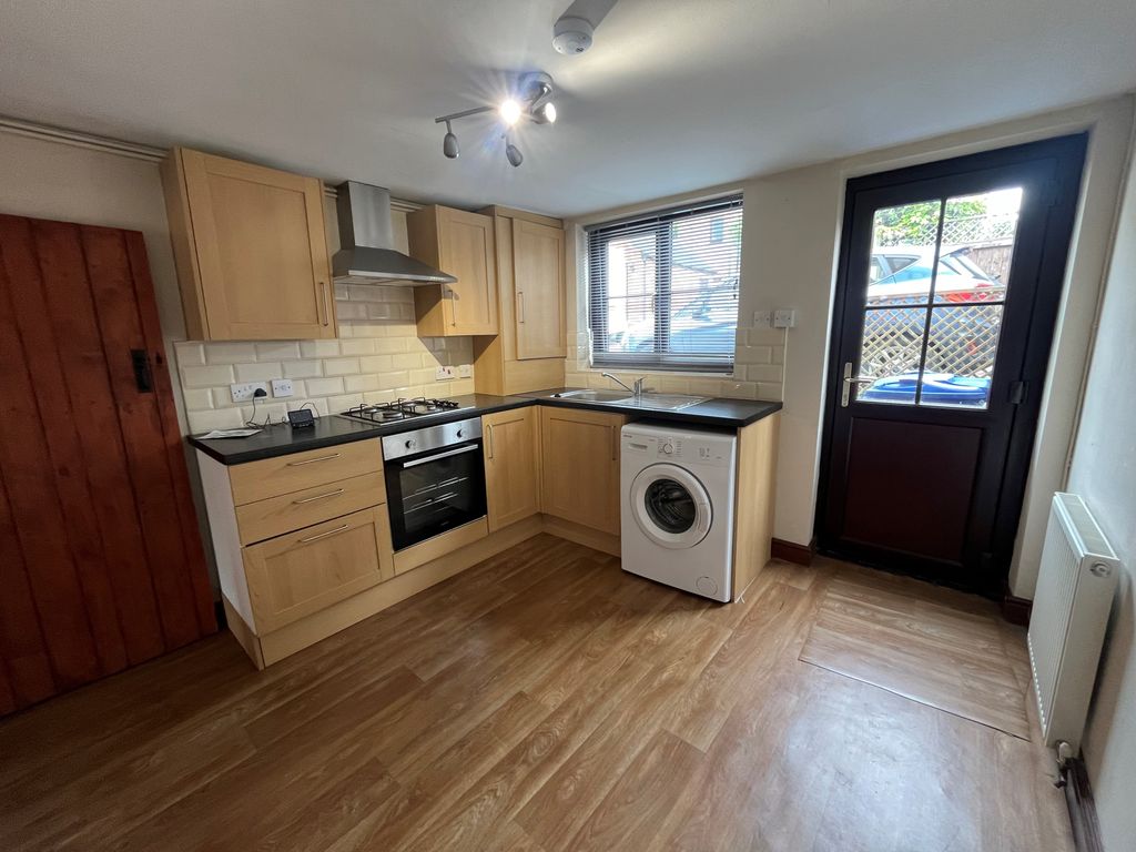 Property photo 2 of 5