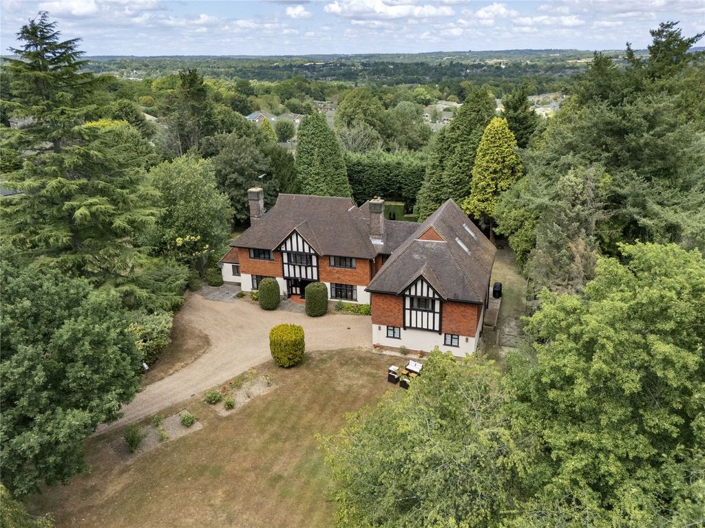 Property photo 1 of 41 Picture No. 08