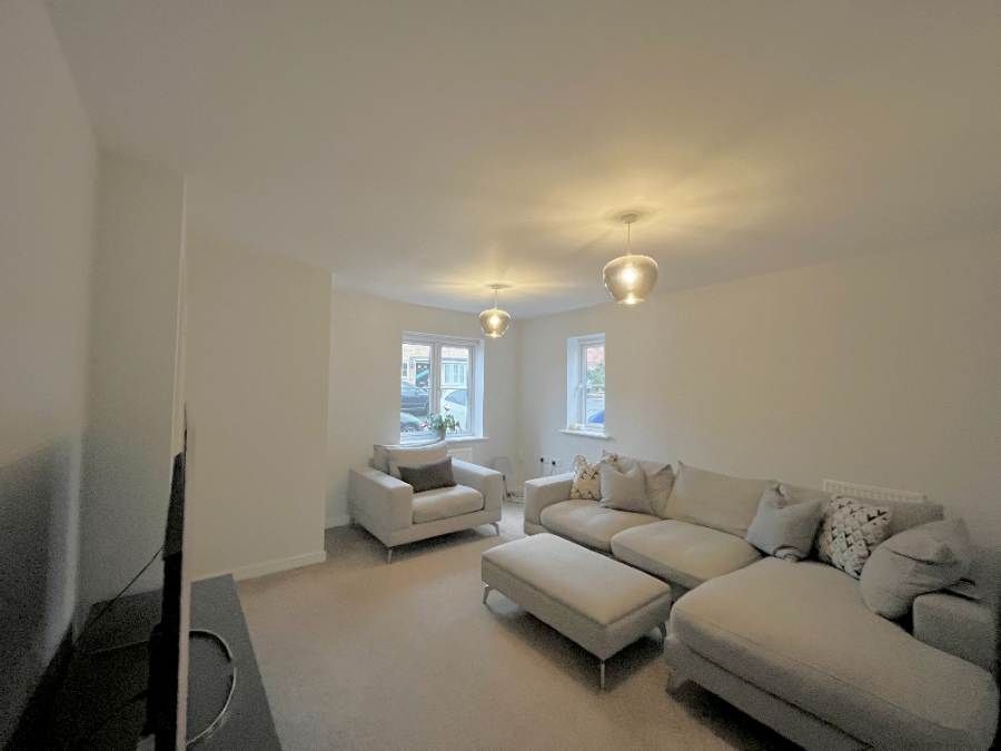 Additional image 6 of 3 bed semi-detached house to rentDovecote Close, Redditch B97
