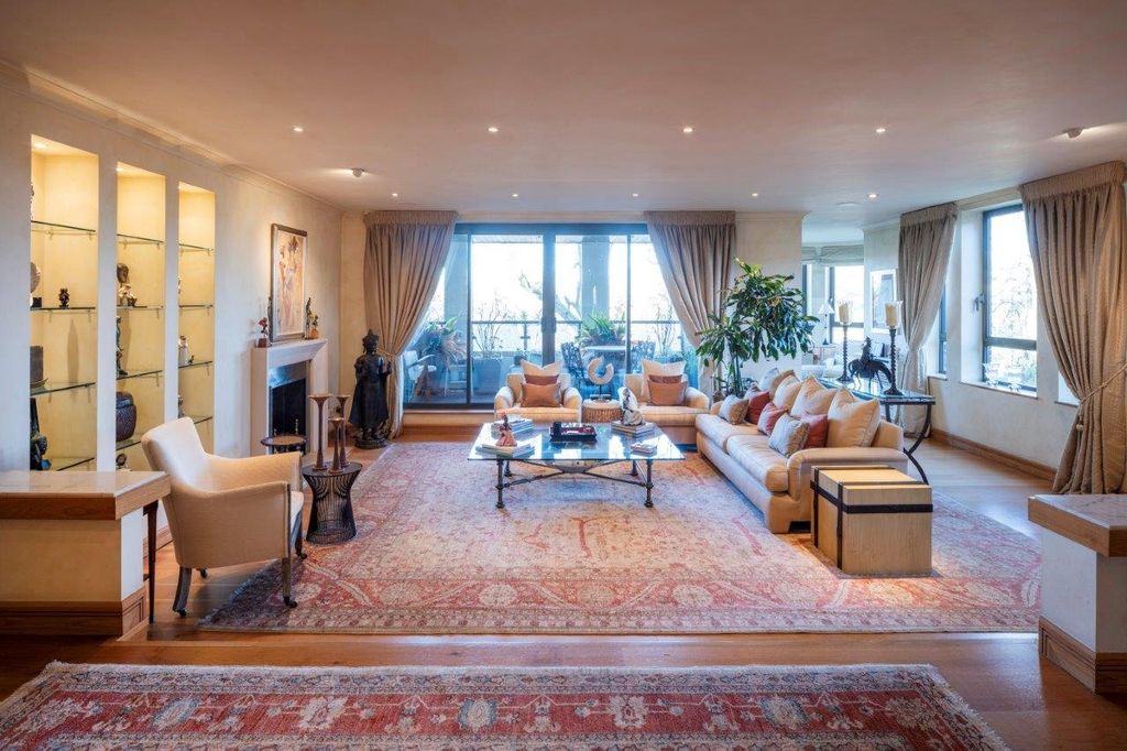 Property photo 2 of 14 Picture No. 11