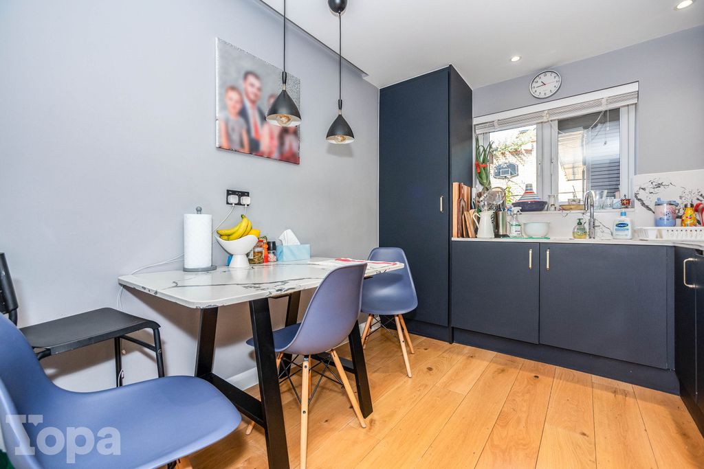 Additional image 6 of 3 bed detached house for saleBrambling Close, Greenhithe DA9
