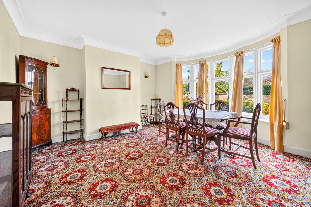 Property photo 2 of 22 12
