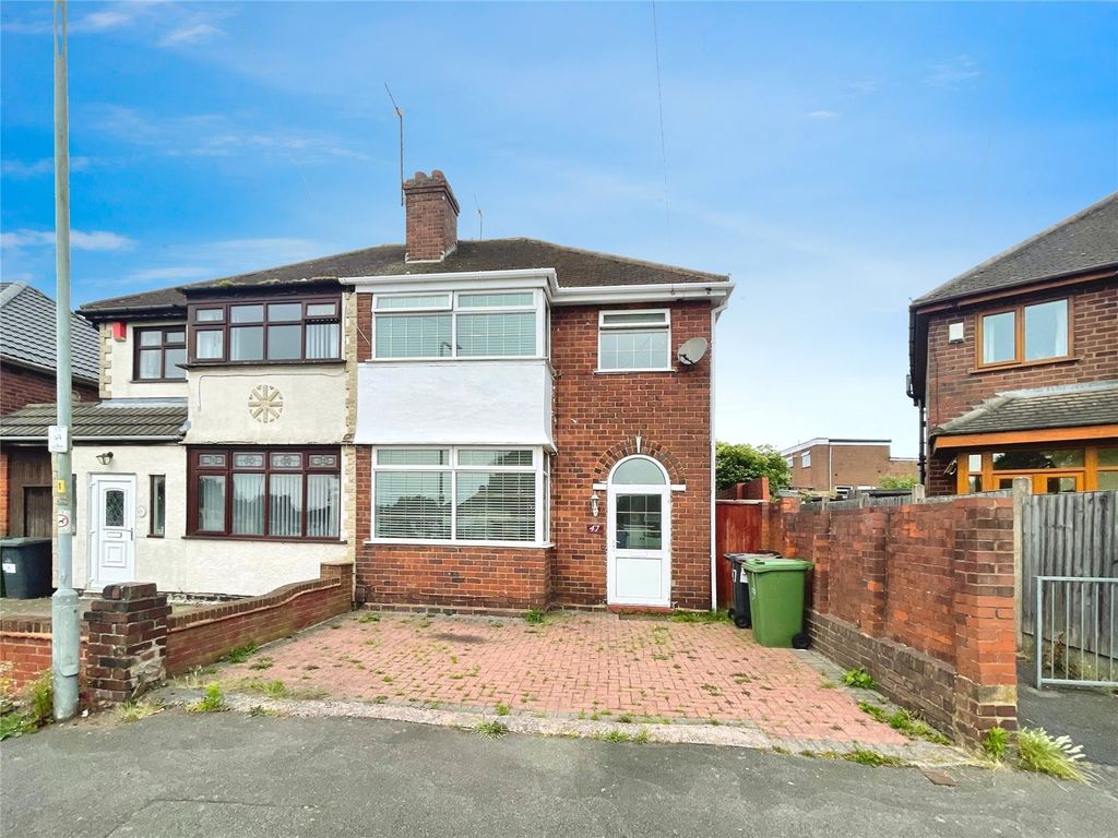 Property photo 1 of 10 External