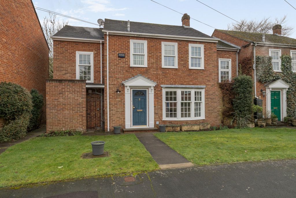 Property photo 1 of 20 1404717-20-697A38...