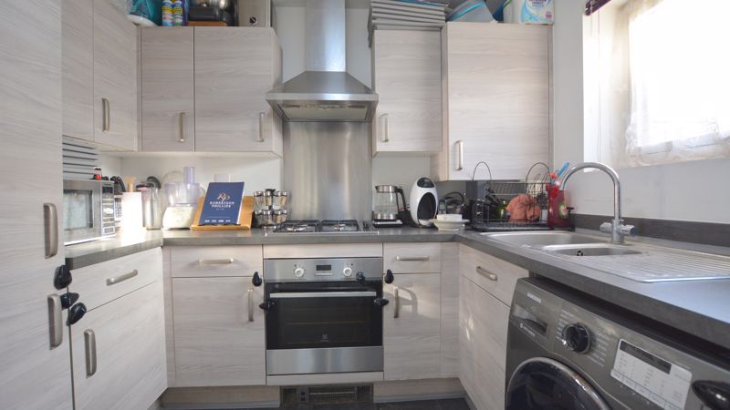 Property photo 2 of 9 Photo 2