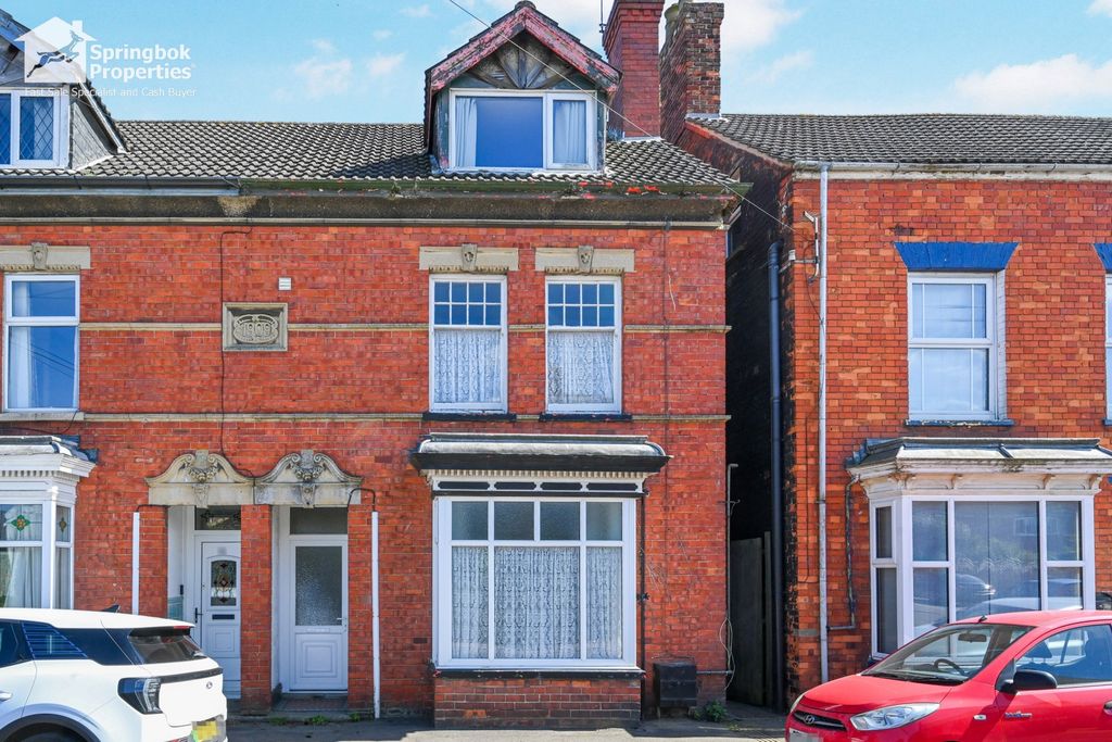 Property photo 1 of 21 Front View