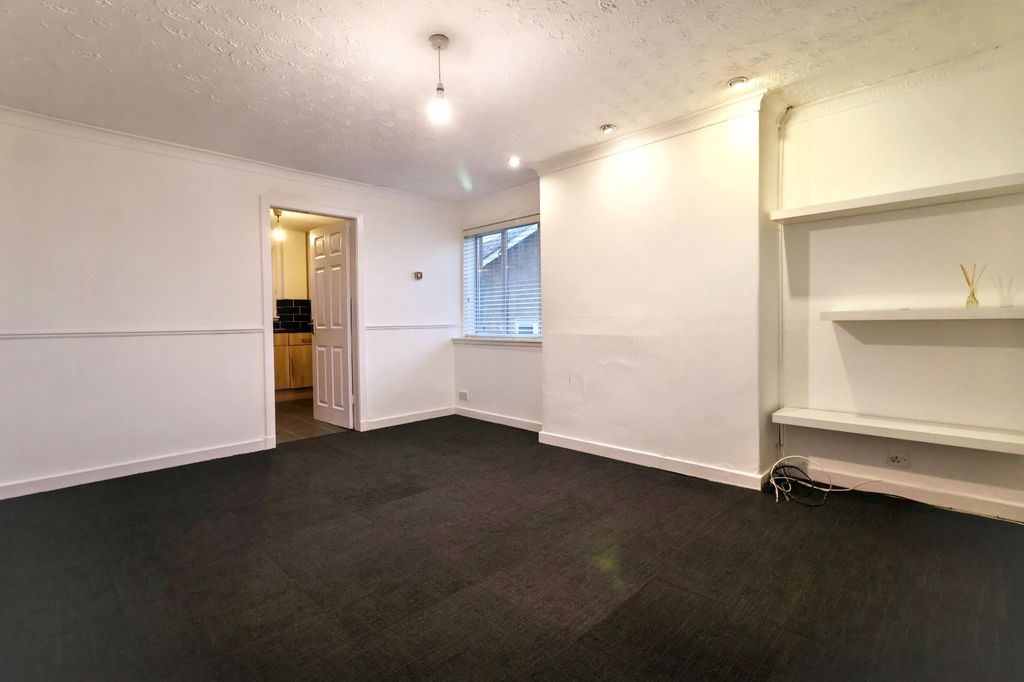 Property photo 3 of 18 Picture No. 15