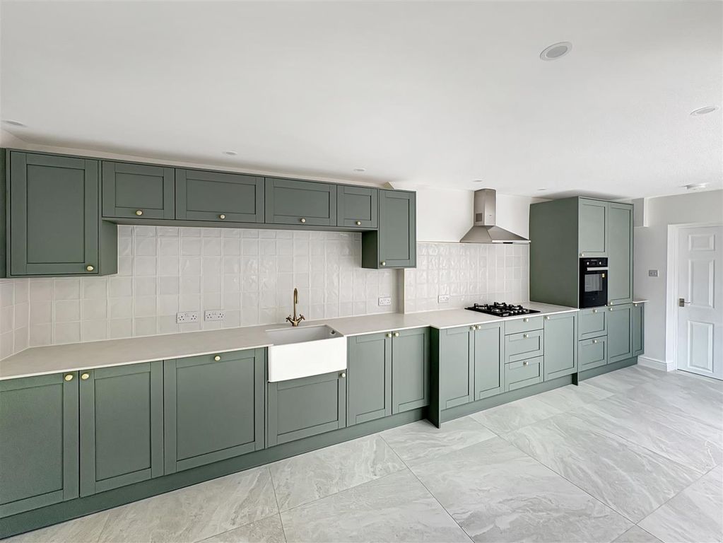 Property photo 3 of 17 1 (2).Jpg