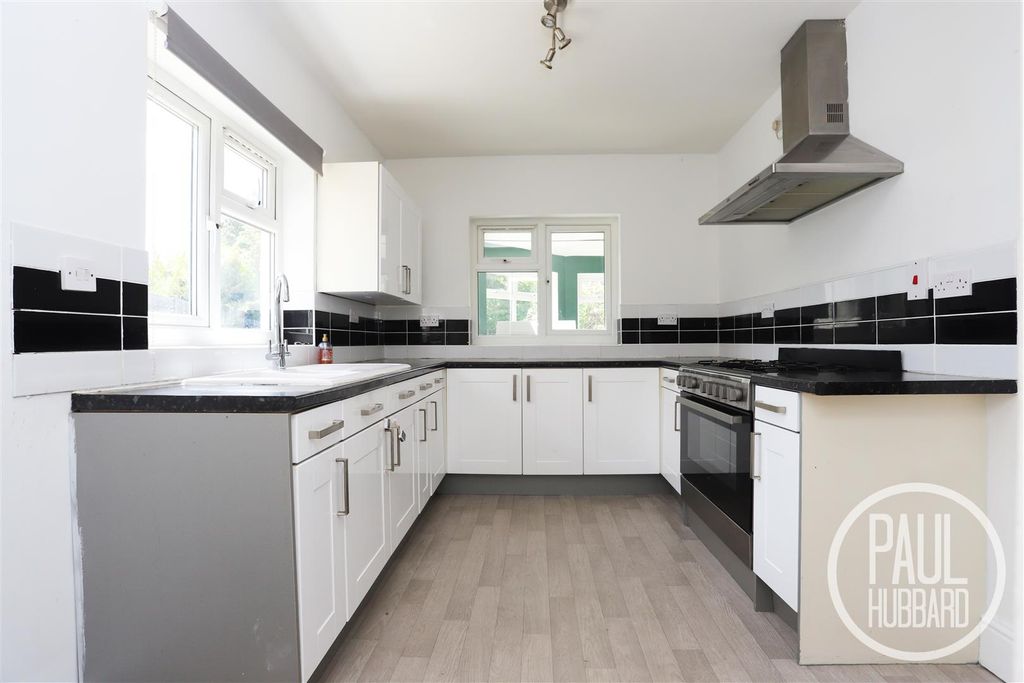 Property photo 2 of 14 Img_4193.Jpg