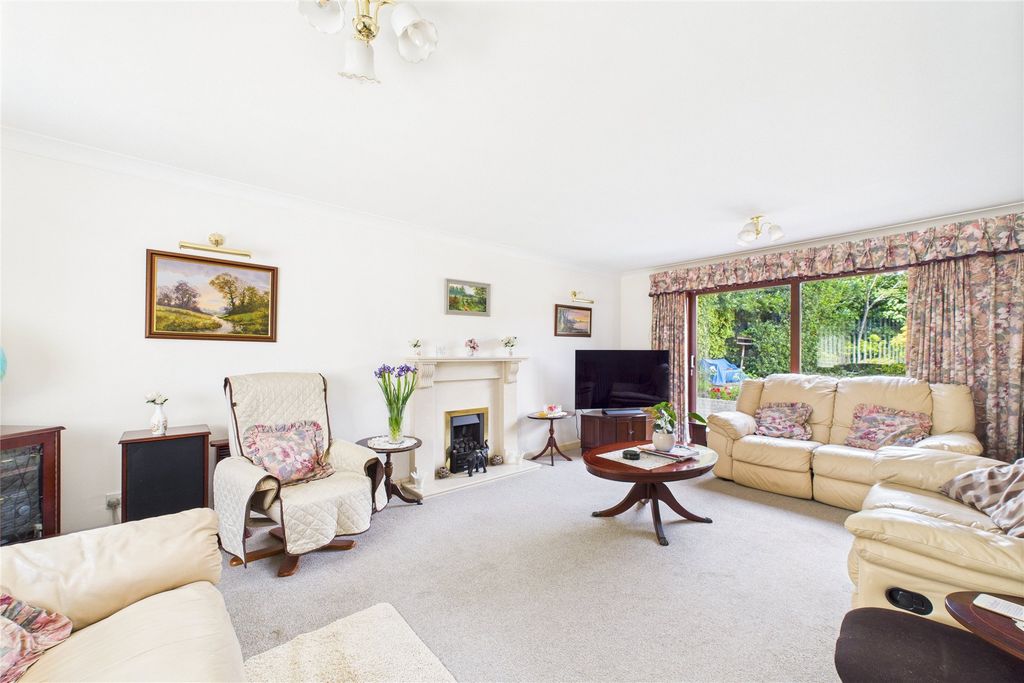 Property photo 3 of 16 Picture No. 29