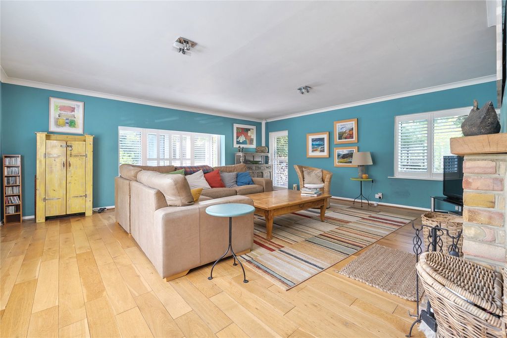 Property photo 3 of 26 Picture No. 10