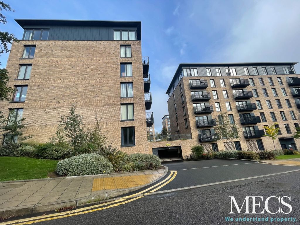 Property photo 1 of 12 1859632
