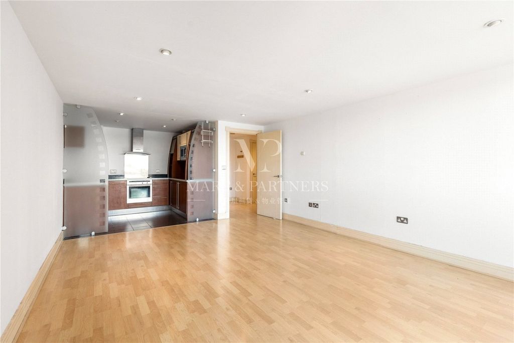 Property photo 2 of 12 Picture No. 05