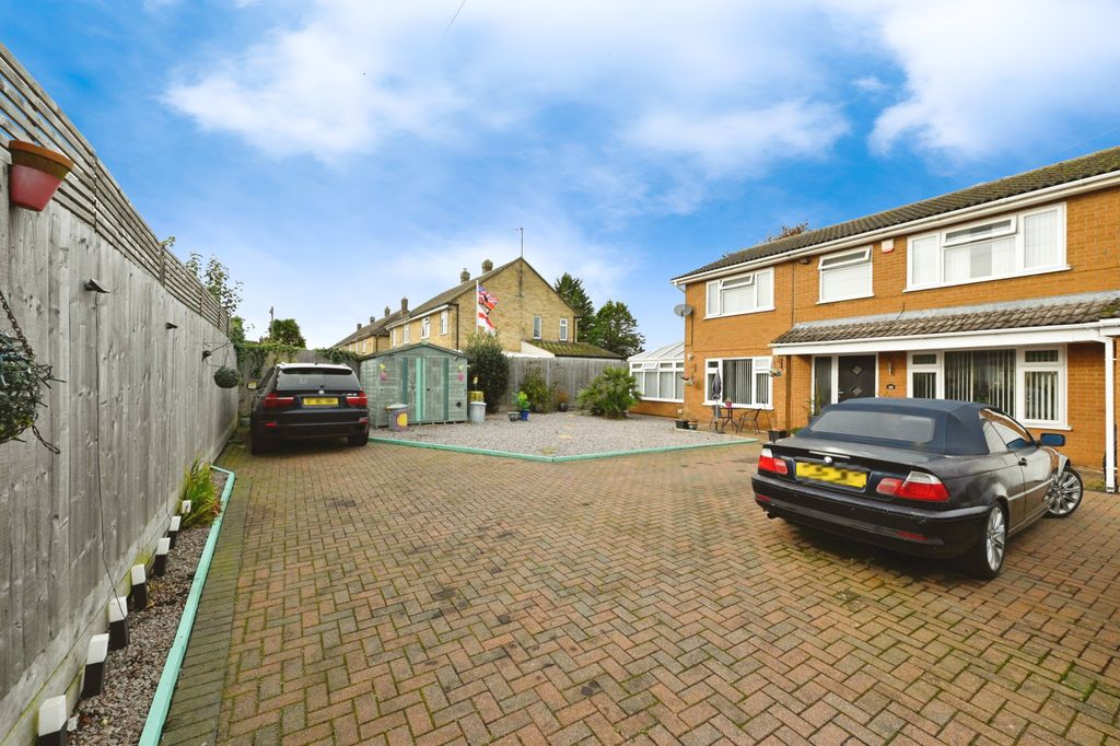 Property photo 3 of 26 26051