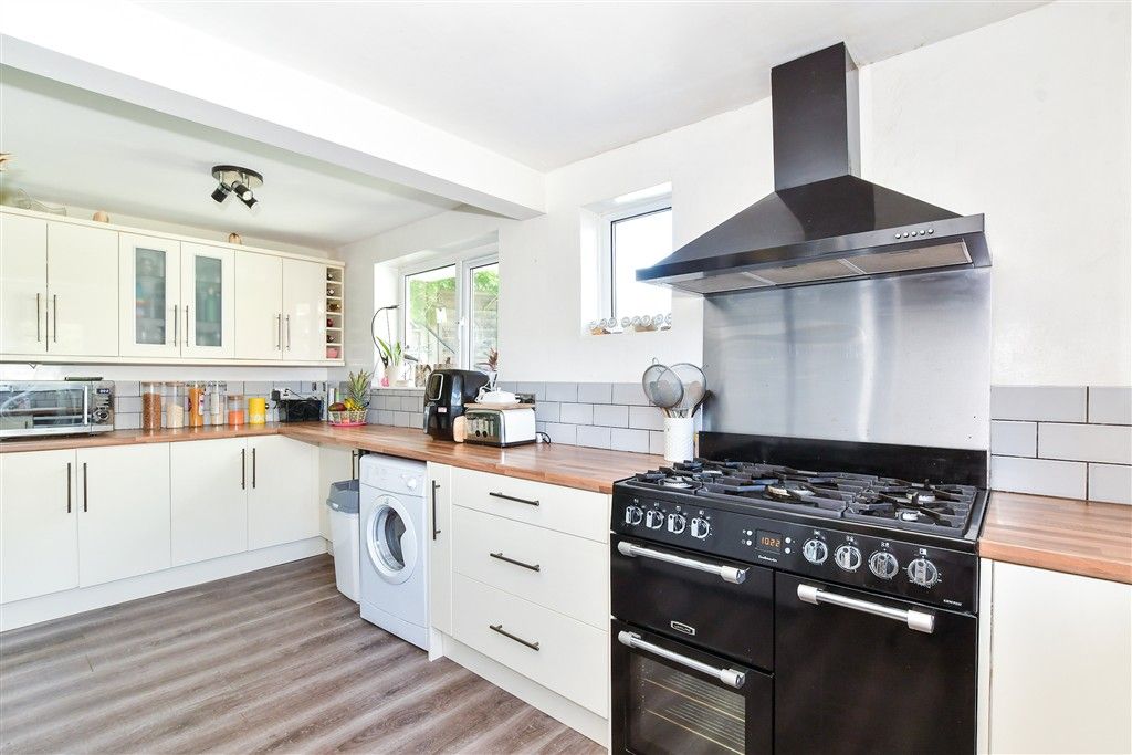 Property photo 3 of 9 Kitchen/ Breakfast Room