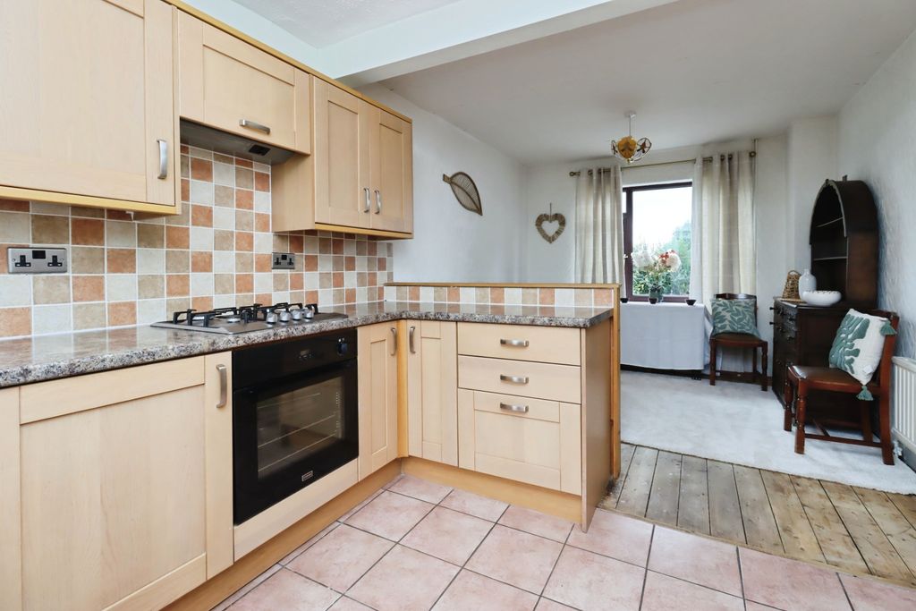 Property photo 2 of 15