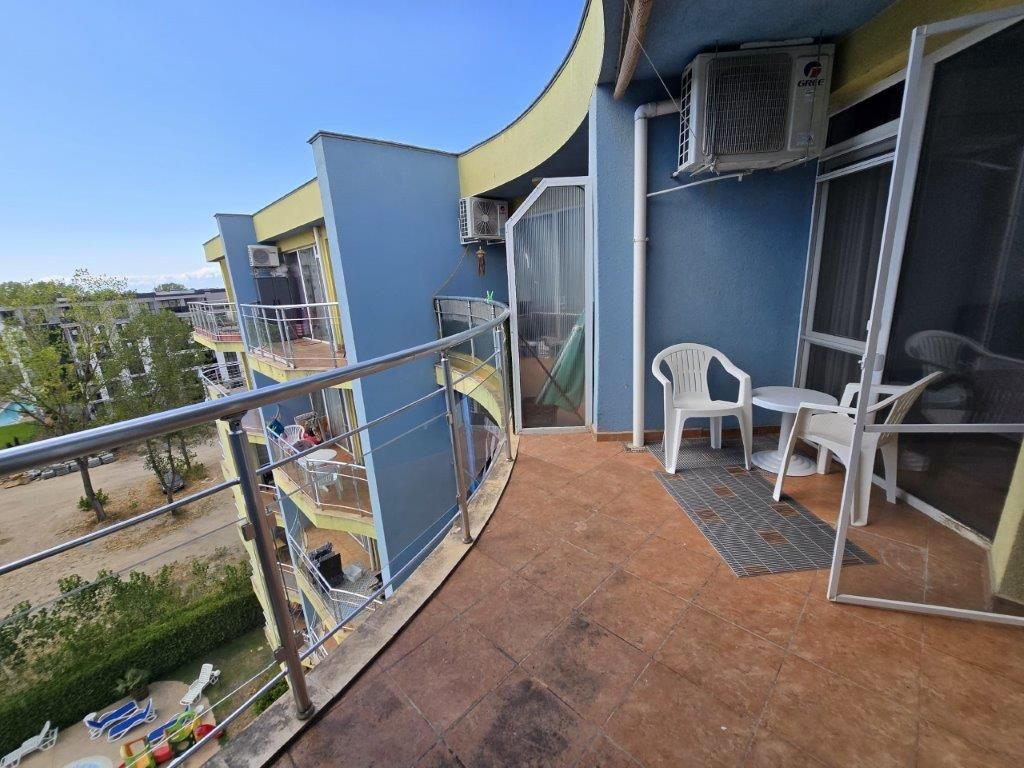 Property photo 3 of 19