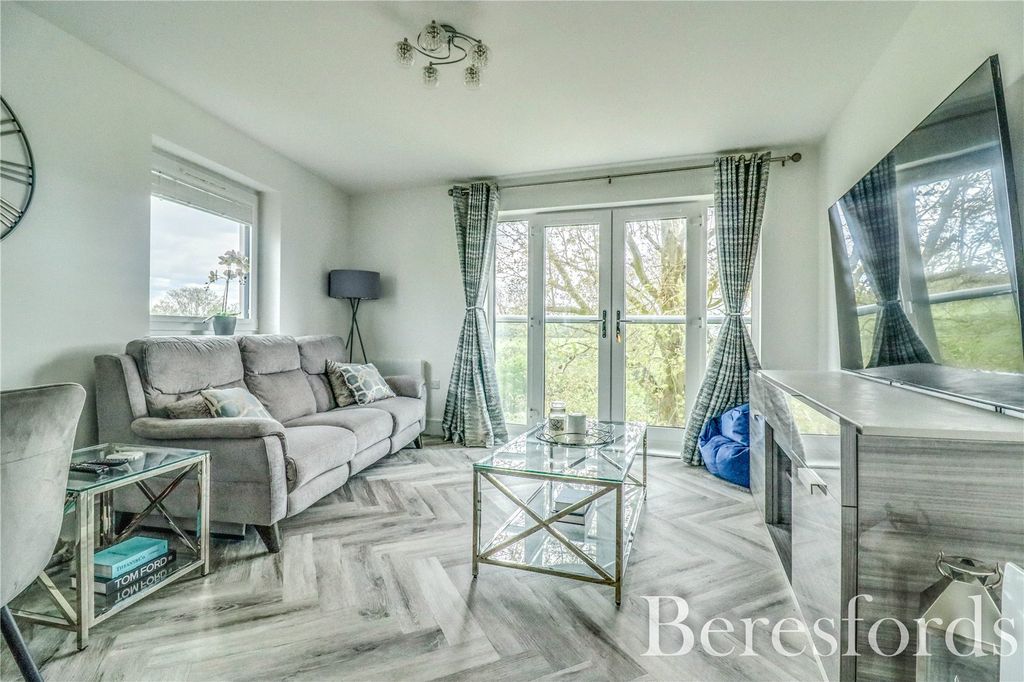 Property photo 2 of 16 2