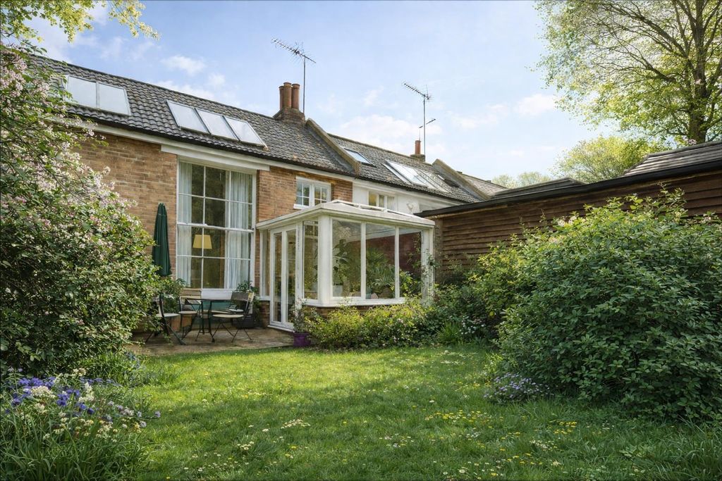 Property photo 2 of 10 1B3542A2-Beb9-4E4c-B732-710A5A5ba802.Png