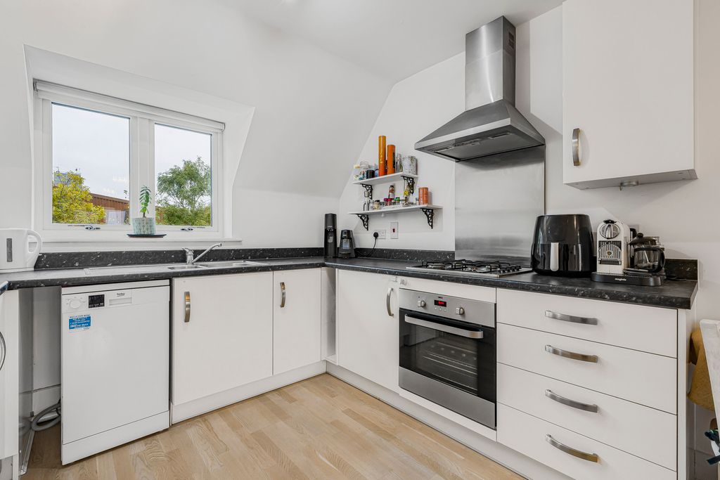 Property photo 3 of 7 3_65580.Jpg
