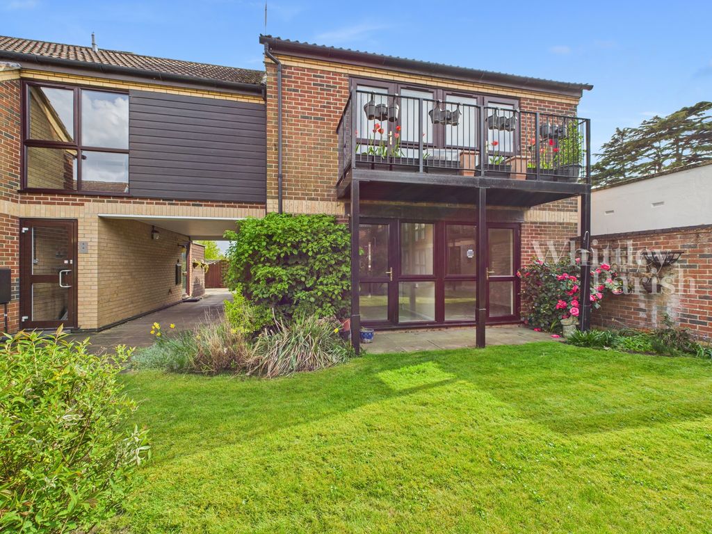 Property photo 1 of 16 Cam04332G0-Pr0292-Still012