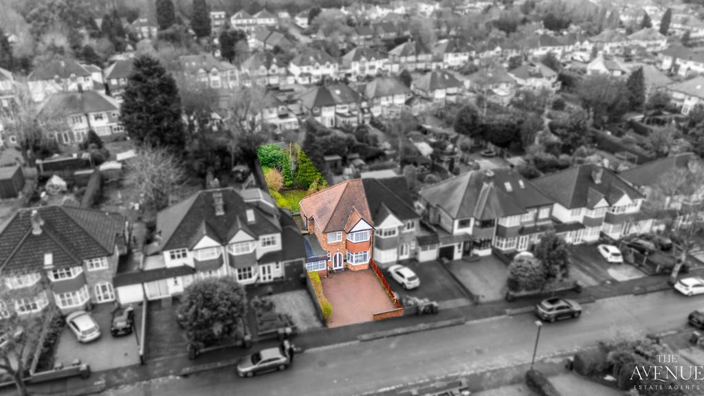 Property photo 2 of 45 4387164