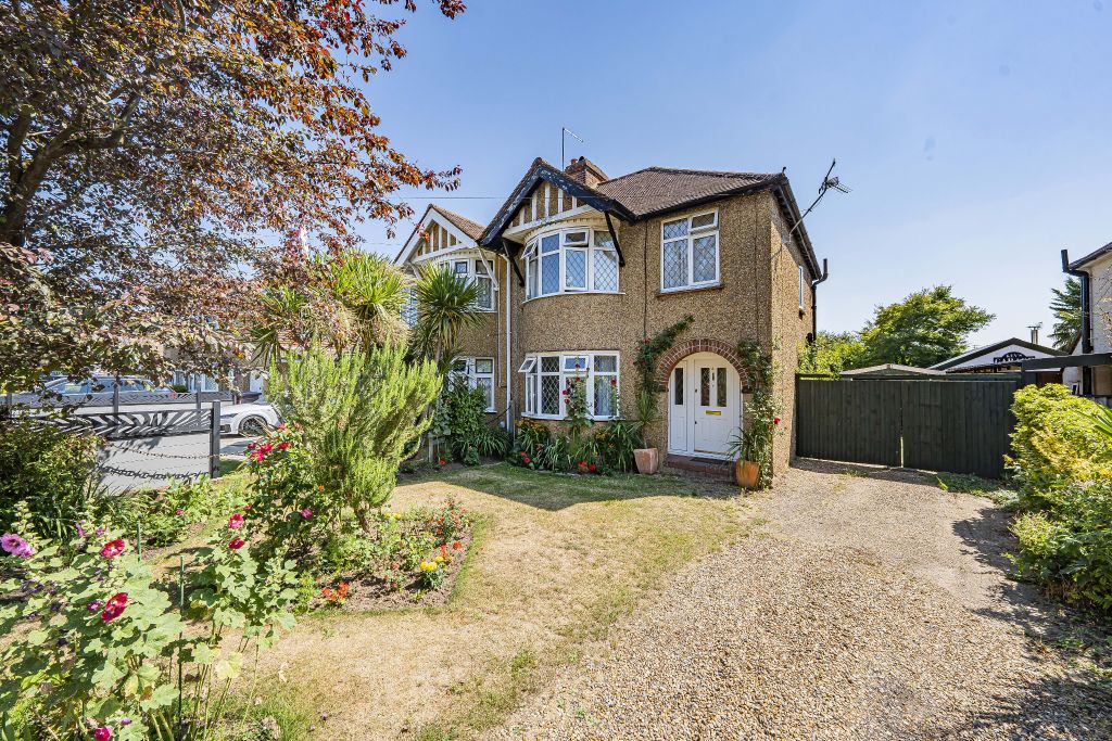 Property photo 1 of 11