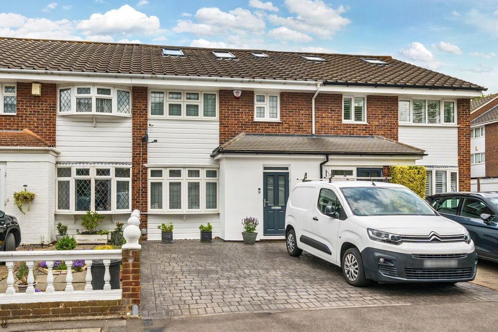 Property photo 1 of 19 Picture No. 02