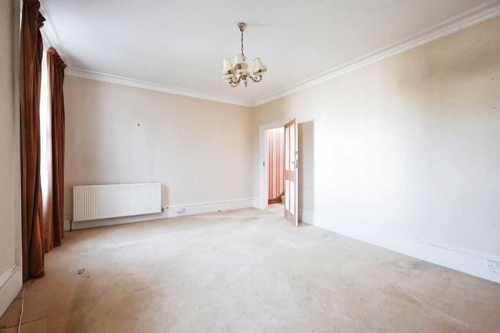 Property photo 3 of 17 Photography