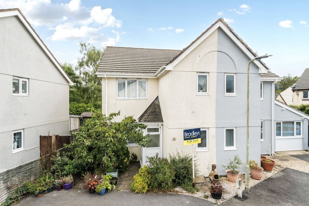 Property photo 1 of 14 1 - Picture No. 01