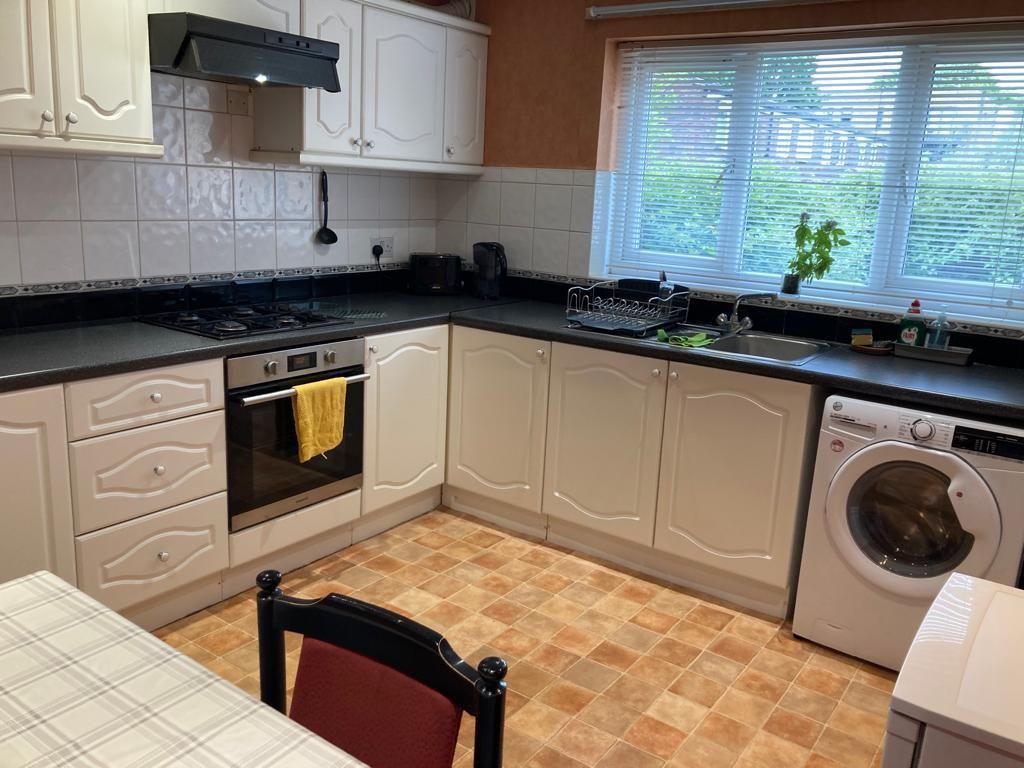 Property photo 2 of 9 Kitchen, Gideon Road, Eden Harper Sw11