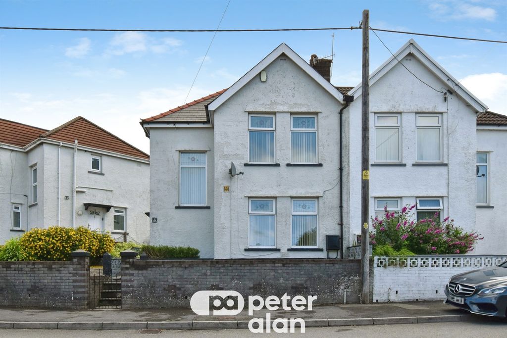 Property photo 1 of 27