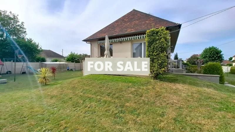 Property photo 2 of 10