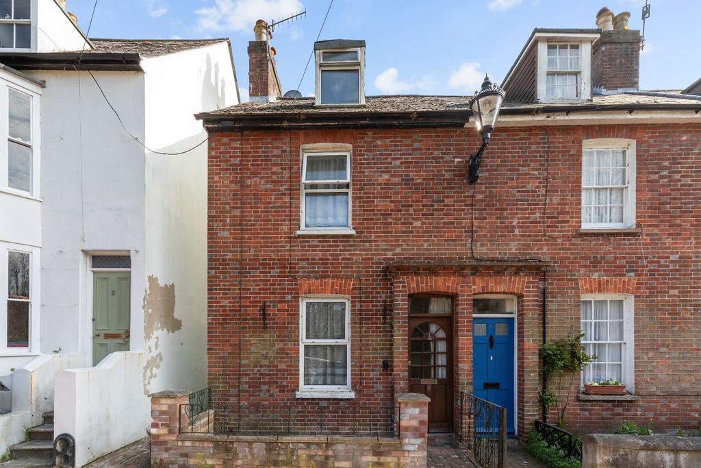 Property photo 1 of 12 4134990