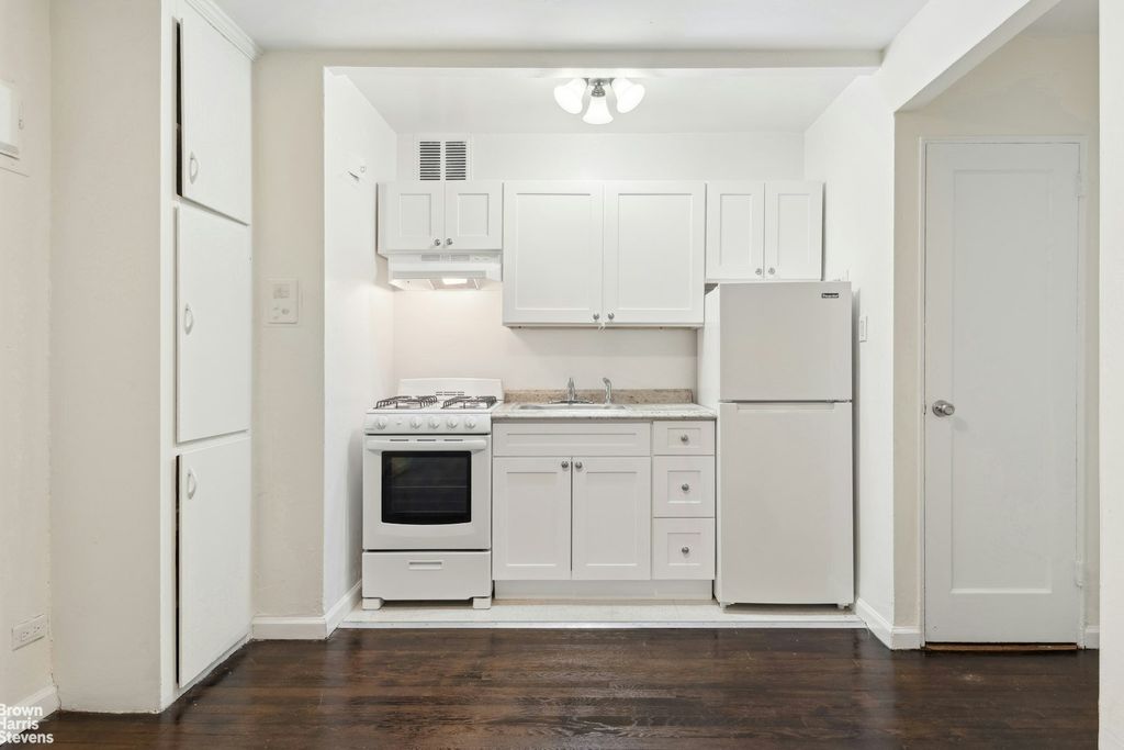 Property photo 3 of 13 <Alttext/>
