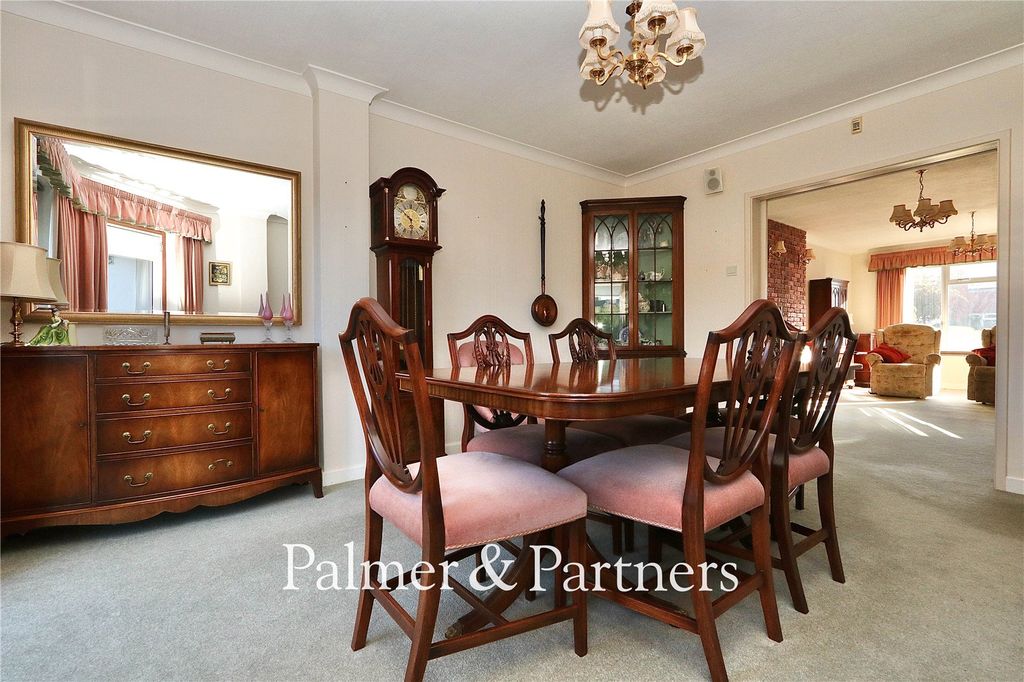Property photo 3 of 33 Picture No. 05