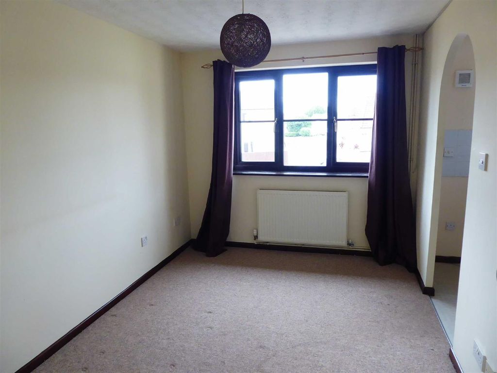Property photo 2 of 5 B8Bwsaijfyz8Qdjw0-Mmnpv3Ehc.Jpg