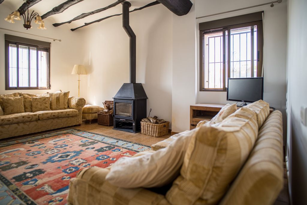 Property photo 2 of 49