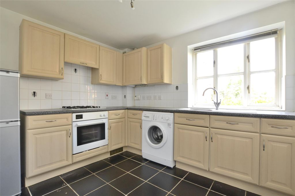 Property photo 3 of 6 \\172.24.32.4\Enterp