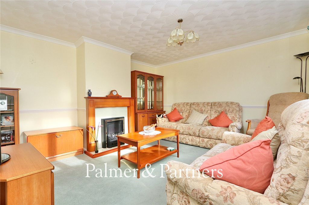 Property photo 3 of 26 Picture No. 03