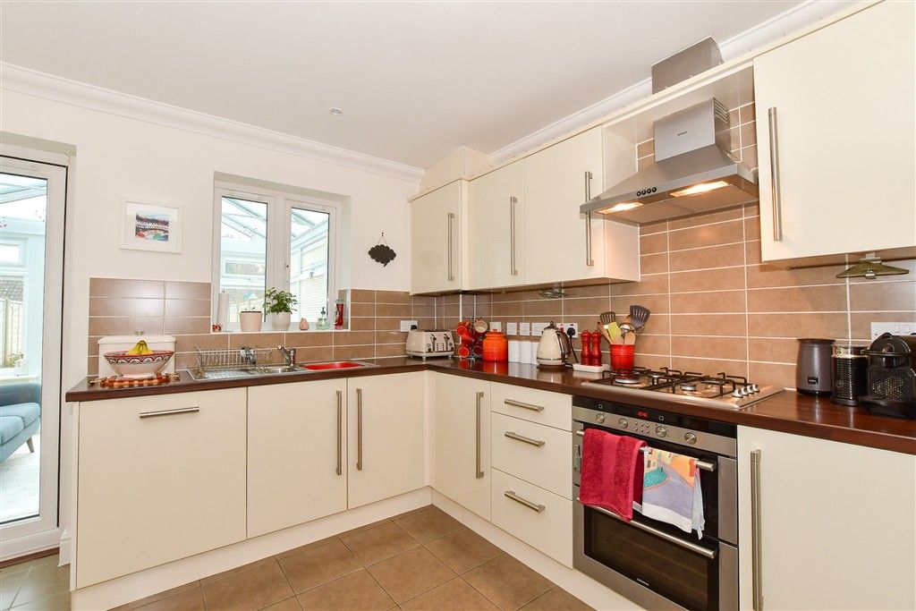 Property photo 2 of 15 Kitchen/Dining Room
