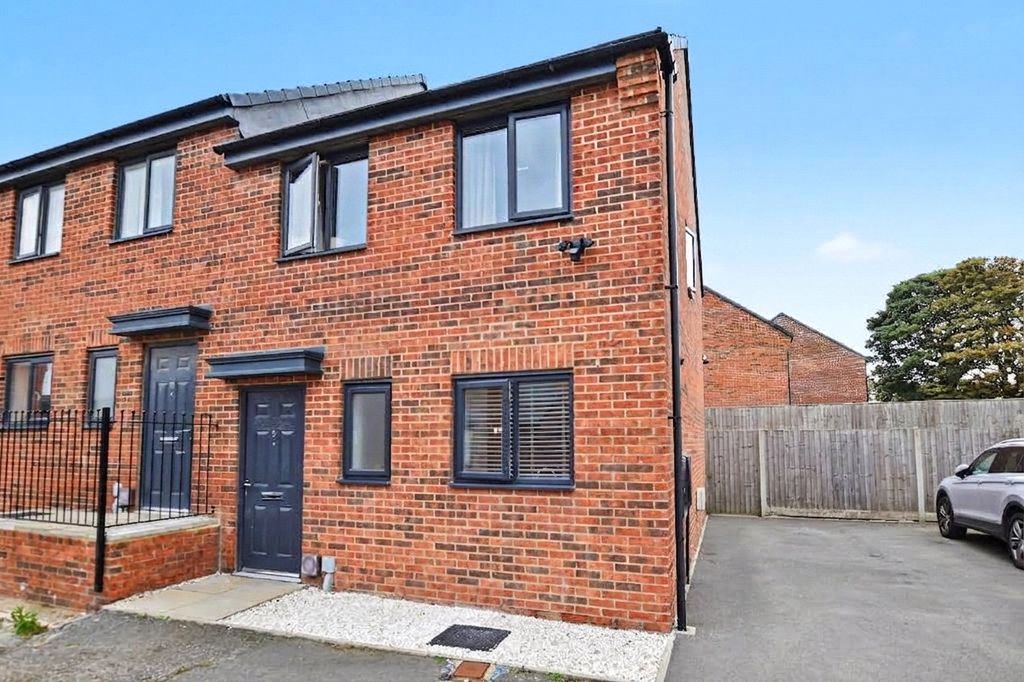 Property photo 1 of 17 Picture No. 19