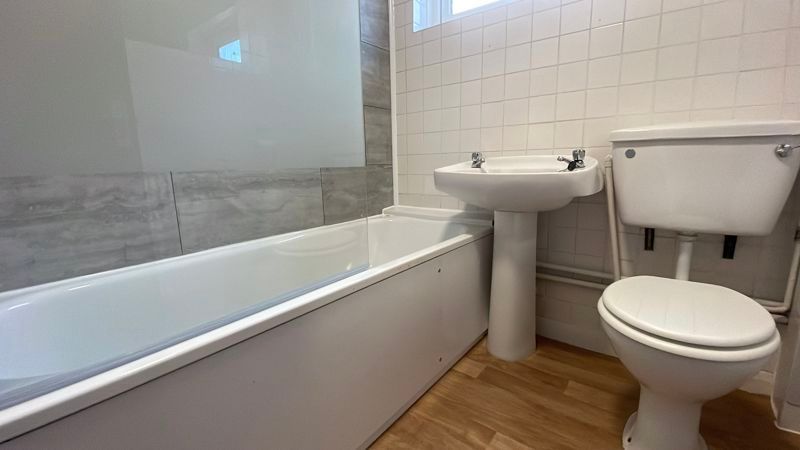 Property photo 2 of 7 Photo 2