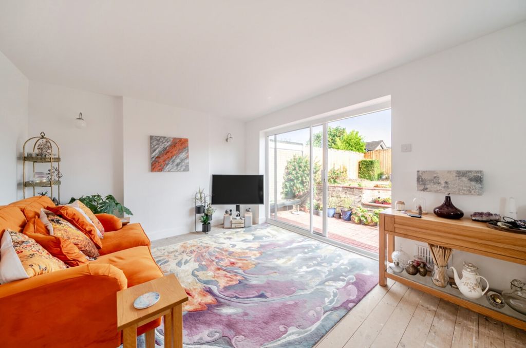 Property photo 3 of 19 1499340-6-6A71Aae7Cacf5