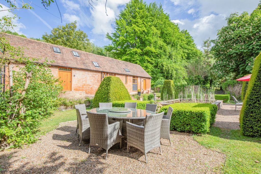 Property photo 3 of 19 Stable Lodge