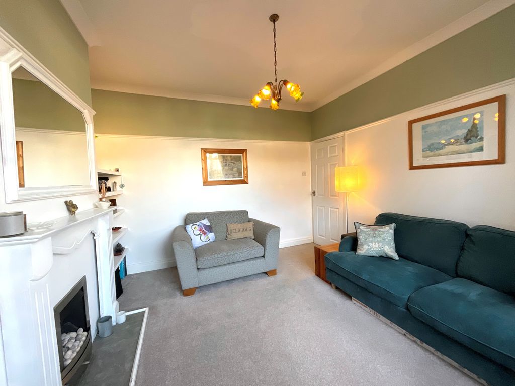 Property photo 3 of 21